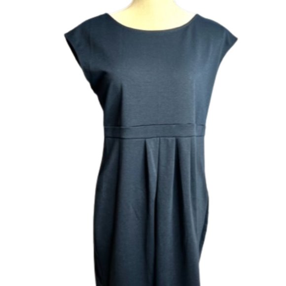 GAP Dresses & Skirts - Soft-Knit Maternity Dress